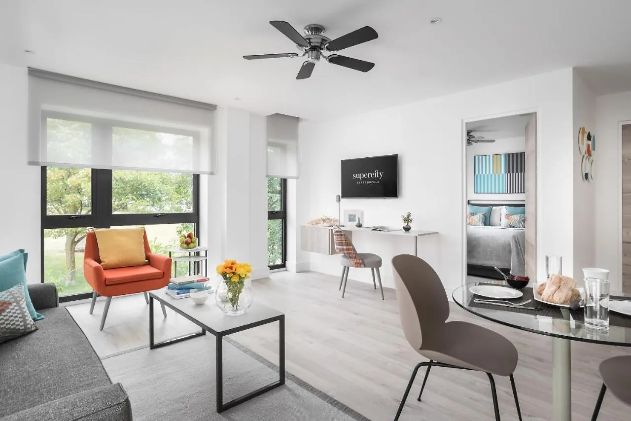 Q Square By Supercity Aparthotels Brighton