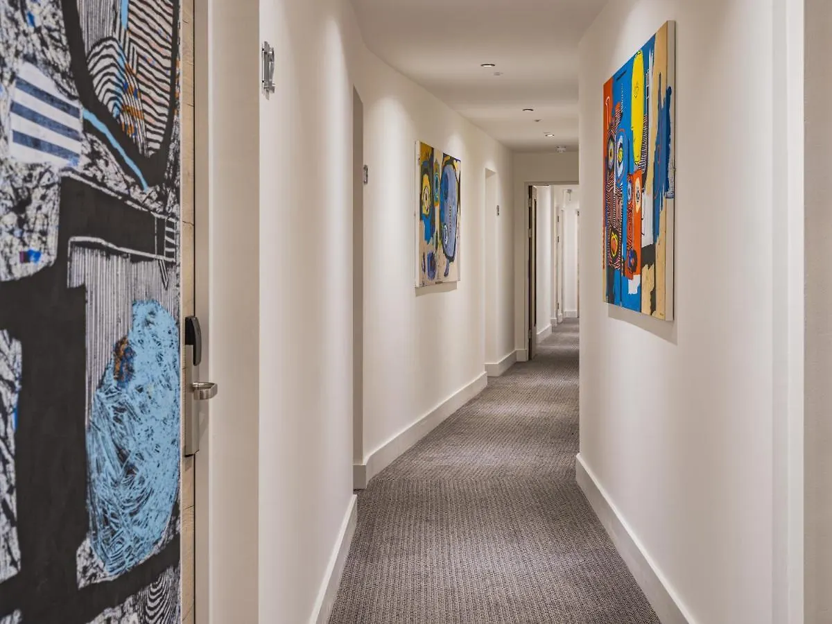 Q Square By Supercity Aparthotels Hove 4*,
