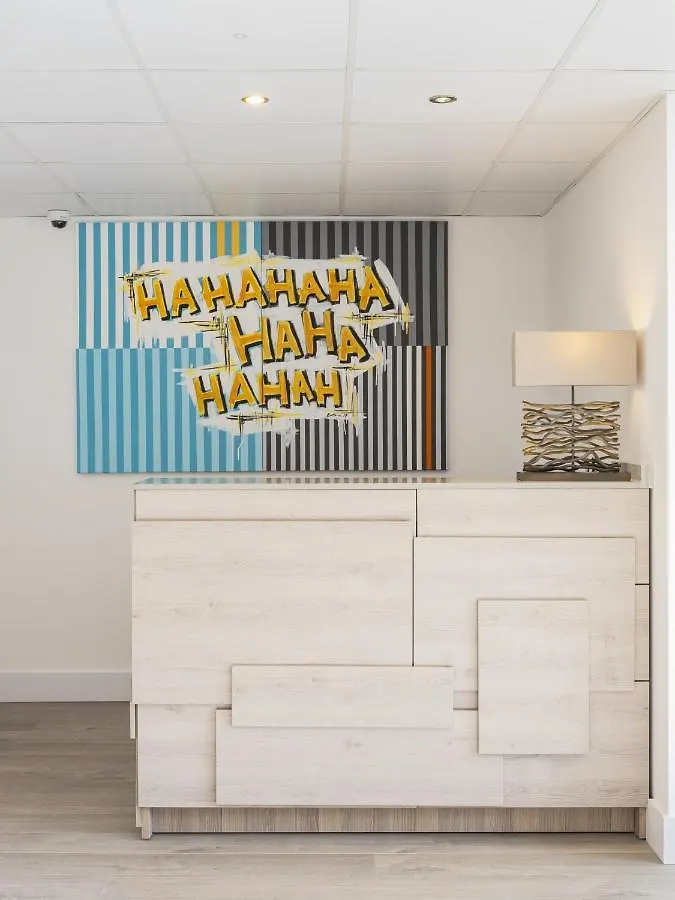 Q Square By Supercity Aparthotels Hove